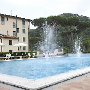 Grappolo D'oro 3*, Pietrasanta Italie